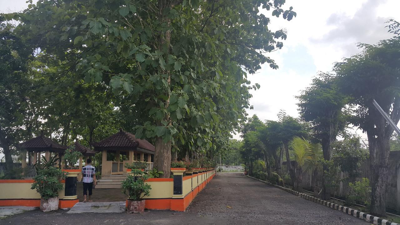 Sinar Bintang Hotel Cepu Exteriér fotografie