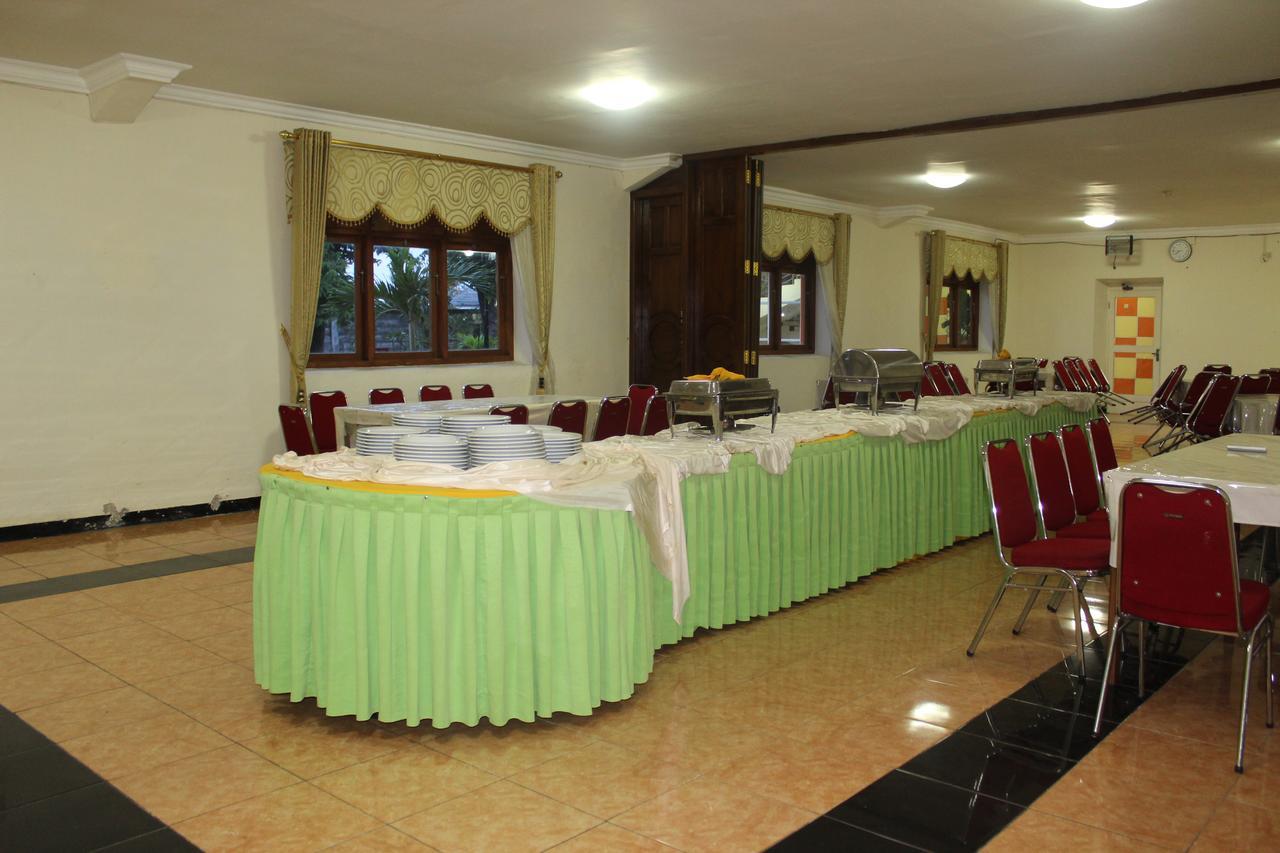 Sinar Bintang Hotel Cepu Exteriér fotografie